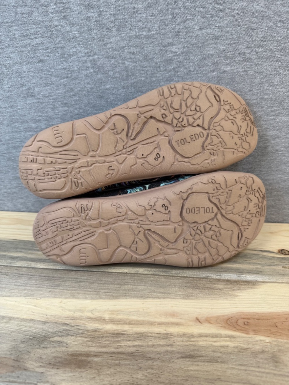 UIN Toledo Starry Night Slip On Sneakers Women's Size 7.5 Artsy Art Teacher Cool - Picture 11 of 16